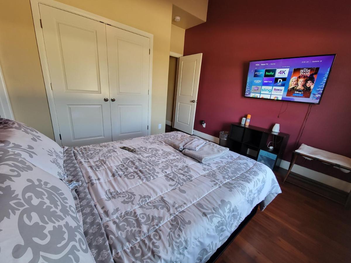 Modern, Private, Smart 4 Bedroom Condo In Desirable Location In Mcallen With Pool! ภายนอก รูปภาพ